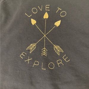 Gymboree navy blue shirt “Love to explore” size 7/8